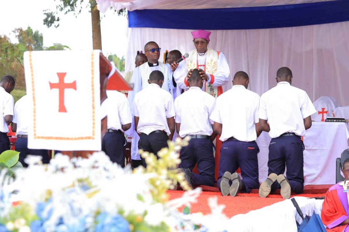 SMACON Students Confirmed in Faith